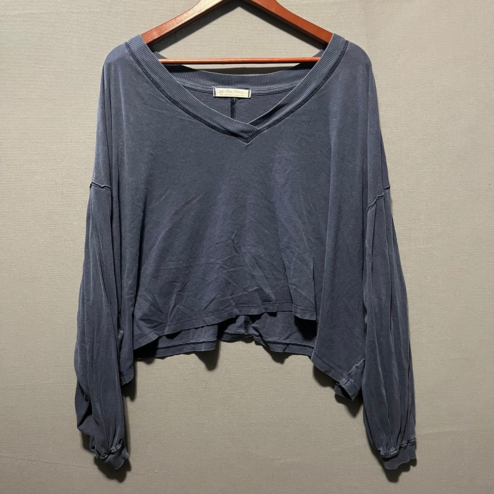 We The Free Free People Navy Blue Oversized Cropped V-Neck Long Sleeve Top Small